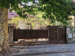 Parc Carol, strada Lanariei, Metrou Tineretului